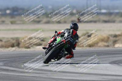 media/Jan-15-2026-Racers Edge (Thu) [[dfebeb70ab]]/3-B Group/Session 4 (Turn 5)/